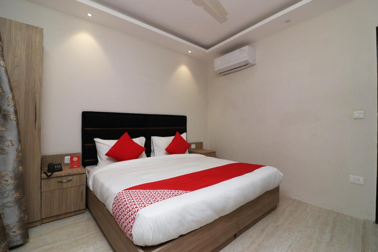 Oyo 72937 Hotel Tyagraj Agra  Extérieur photo