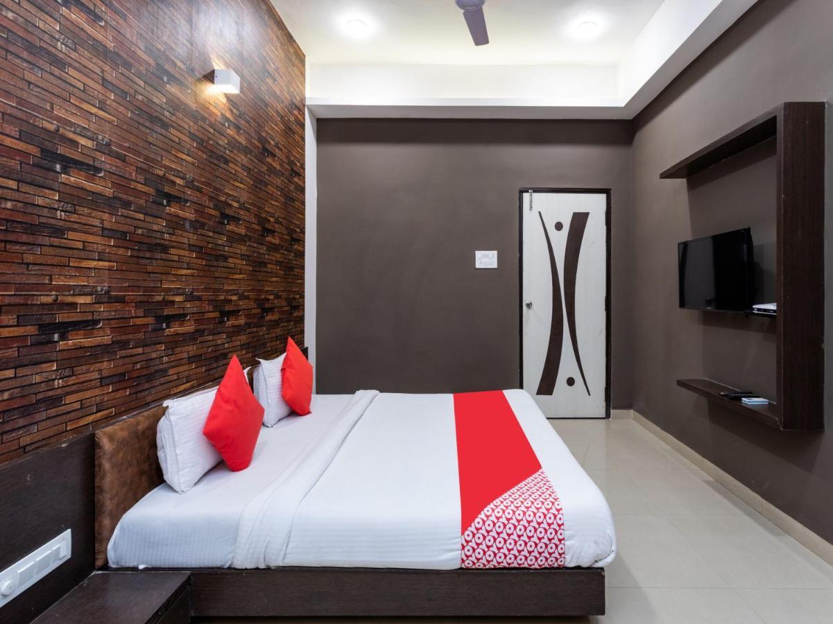 Oyo 72937 Hotel Tyagraj Agra  Extérieur photo