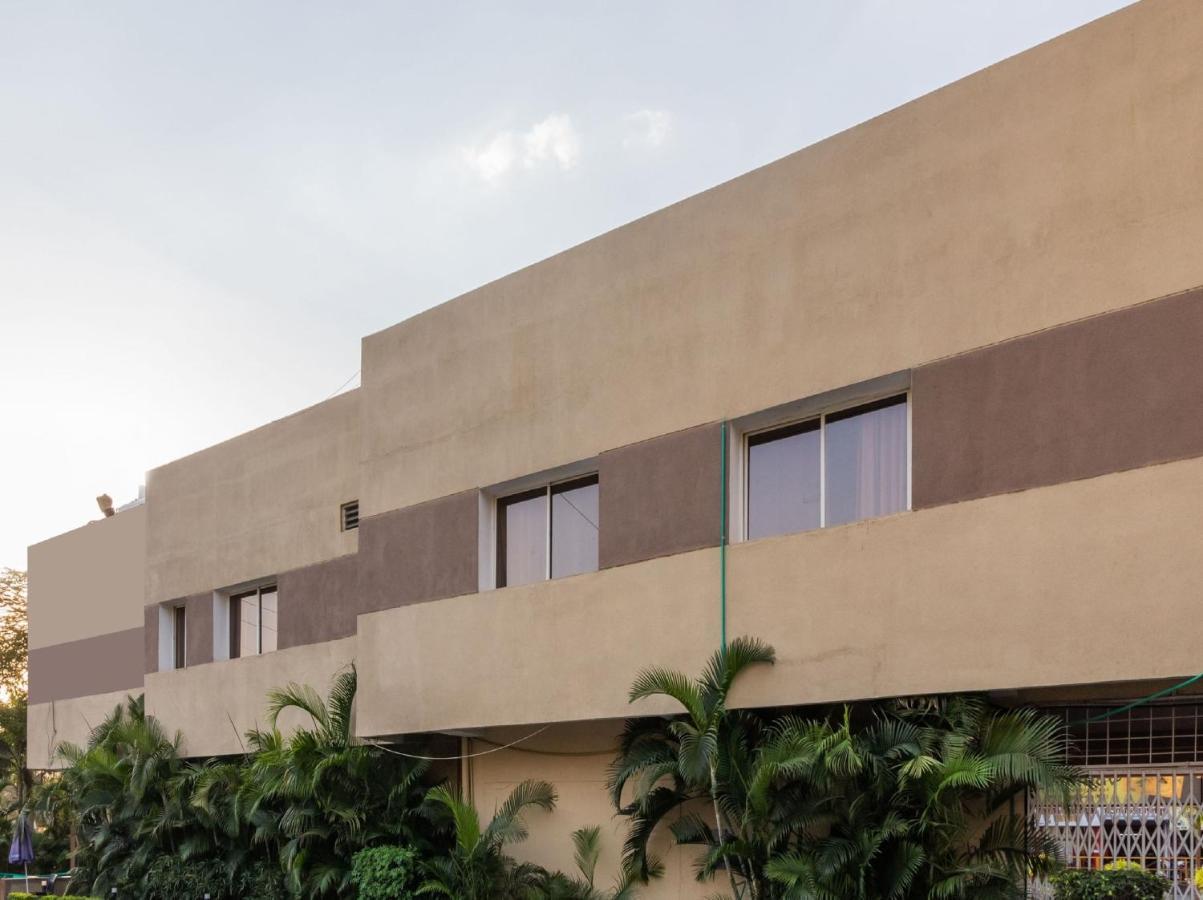 Oyo 72937 Hotel Tyagraj Agra  Extérieur photo